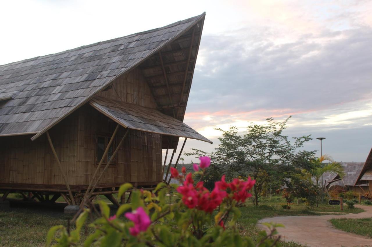 Hanchey Bamboo Resort Kampong Cham Eksteriør bilde