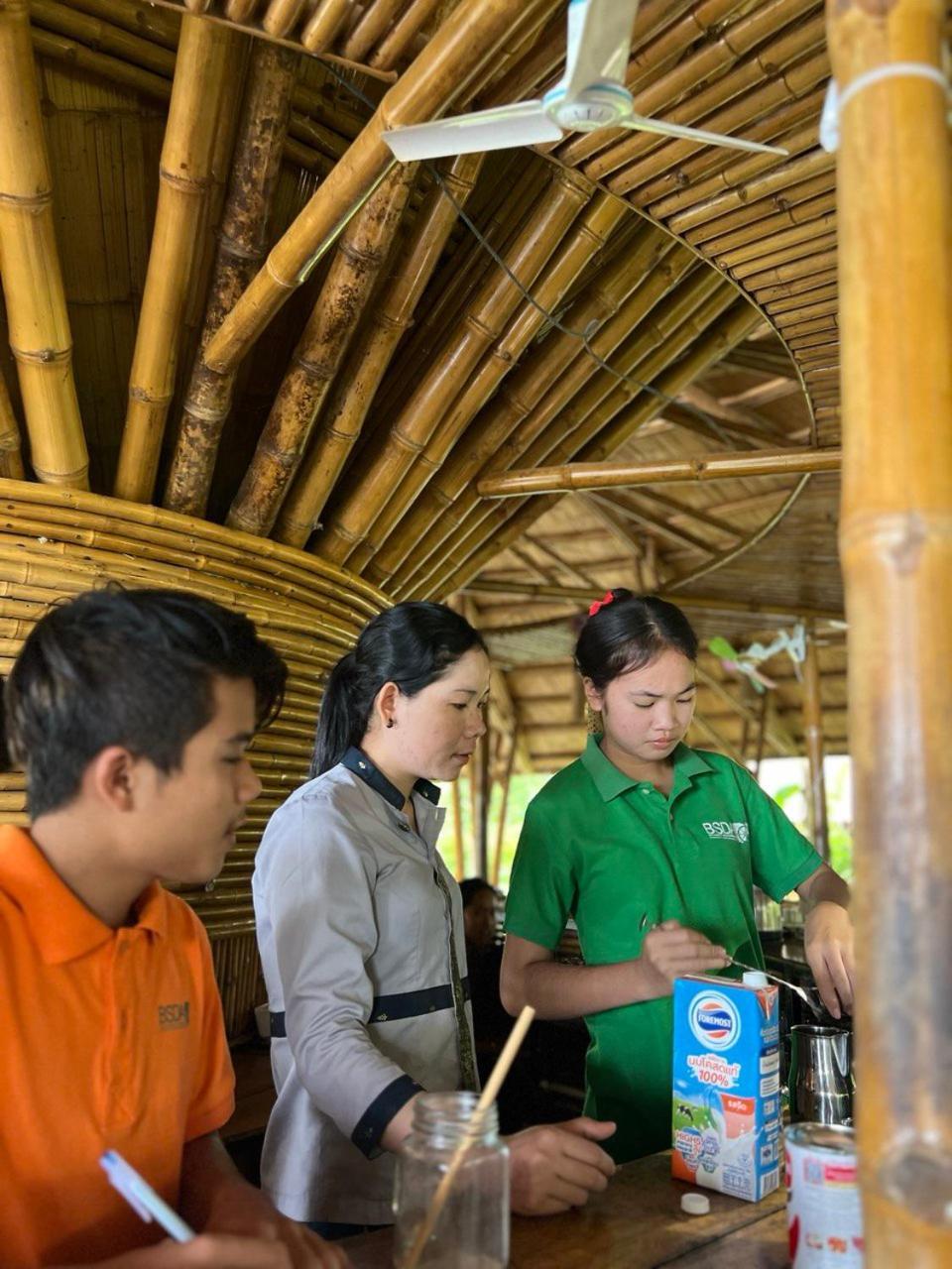 Hanchey Bamboo Resort Kampong Cham Eksteriør bilde